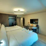 Aste 3* St. Julian's
