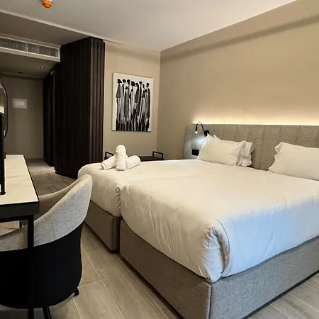Aste Hotel