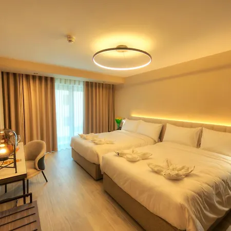 Aste Hotel
