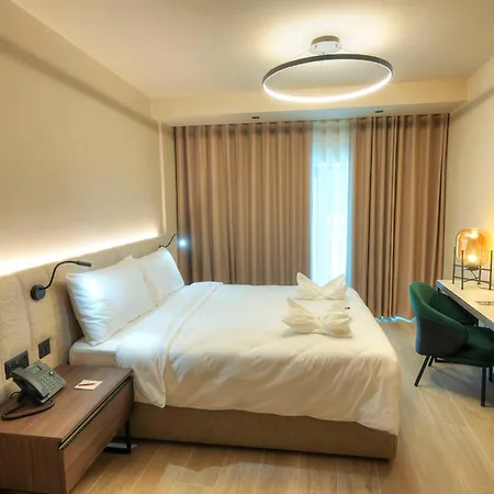 Aste Hotell 3*