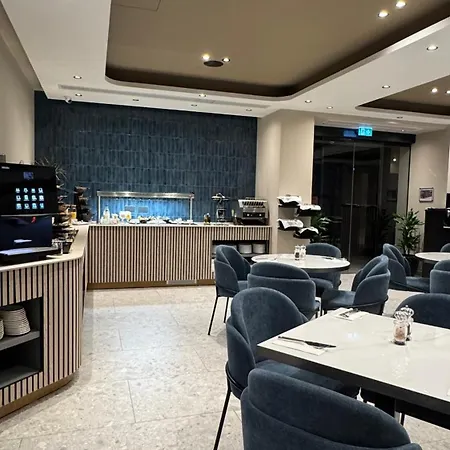 Hotel Aste 3*